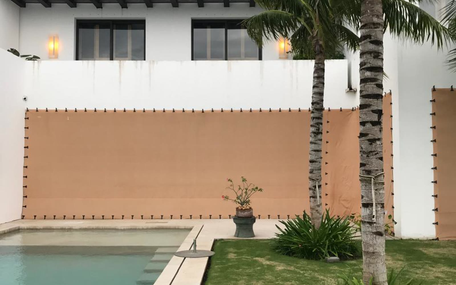 Hurricane Protection for Airbnb and Vacation Rentals: What Drives the Investment