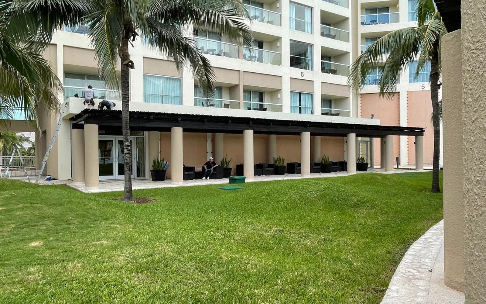 Protección contra huracanes para departamentos y condominios